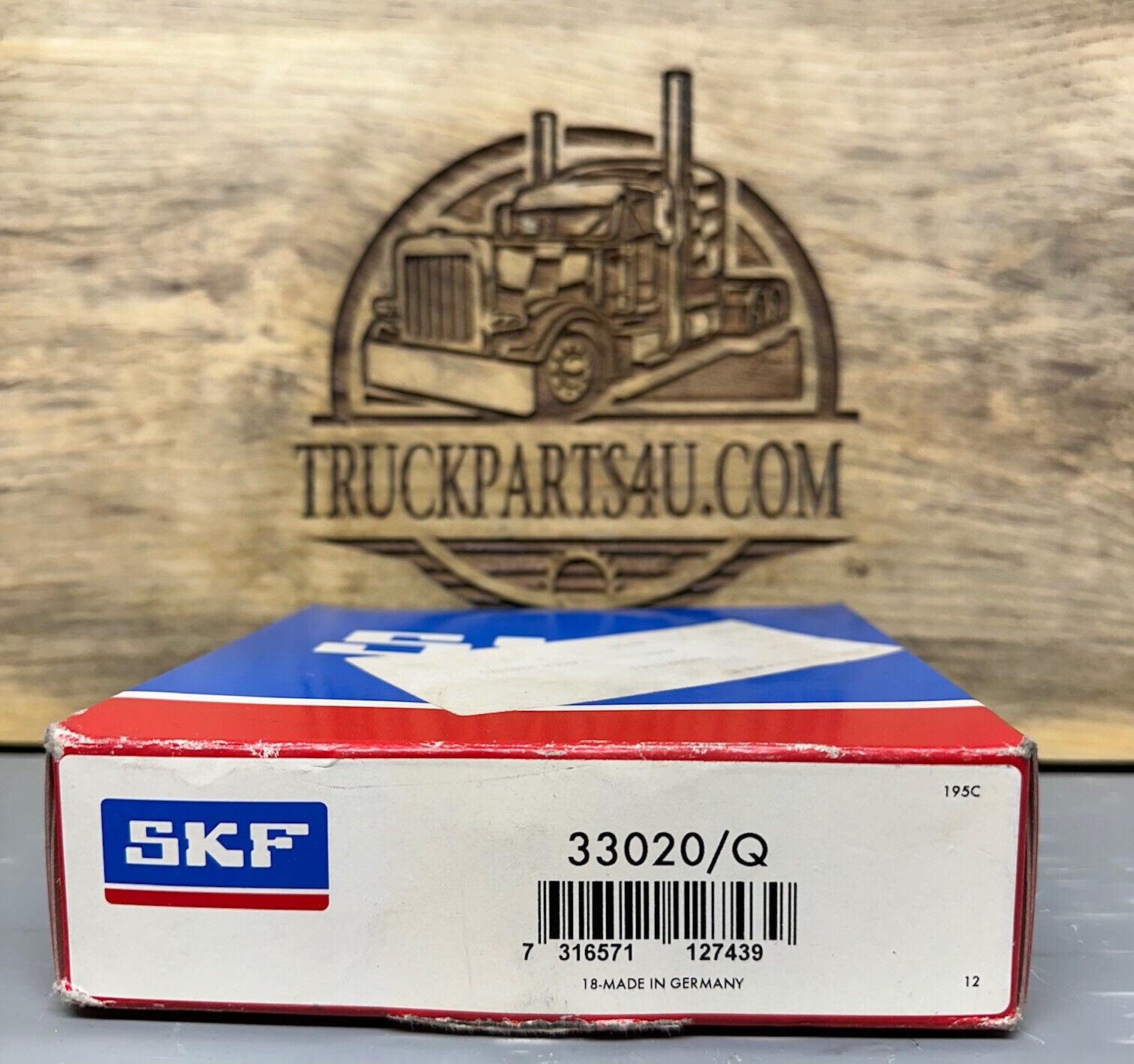 33020/Q, 33020 SKF TAPERED BEARING SET, 100X150X39 MM, DYNAPAC 935021341  * NEW